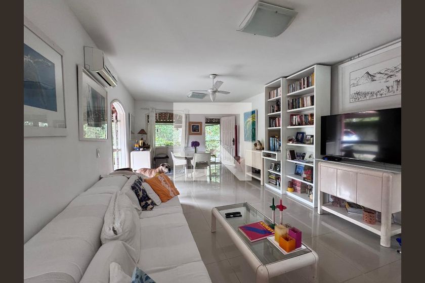 Casa, 3 quartos, 600 m² - Foto 1