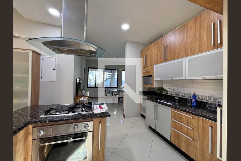 Casa, 4 quartos, 550 m² - Foto 57