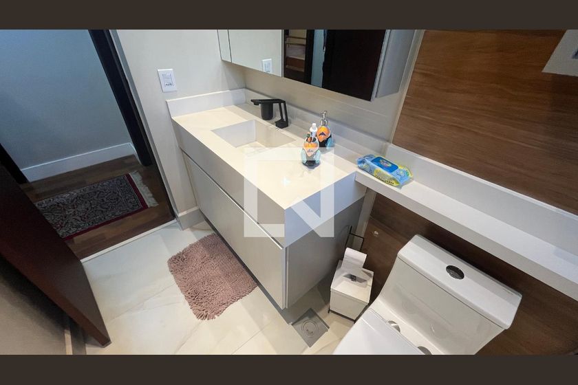 Casa à Venda - Mansões Santo Antônio, 5 Quartos,  1000 m2 em , Campinas - sp | SoloBR