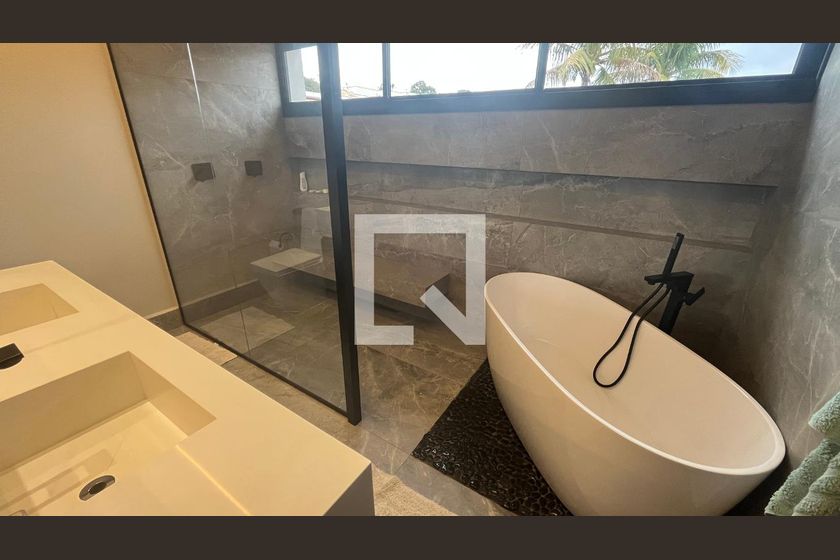 Casa à Venda - Mansões Santo Antônio, 5 Quartos,  1000 m2 em , Campinas - sp | SoloBR