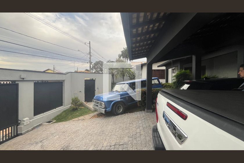 Casa à Venda - Mansões Santo Antônio, 5 Quartos,  1000 m2 em , Campinas - sp | SoloBR