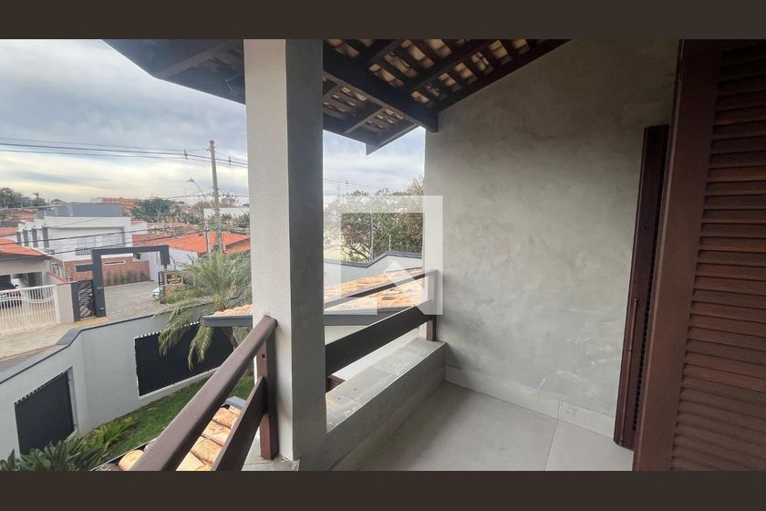 Casa à Venda - Mansões Santo Antônio, 5 Quartos,  1000 m2 em , Campinas - sp | SoloBR