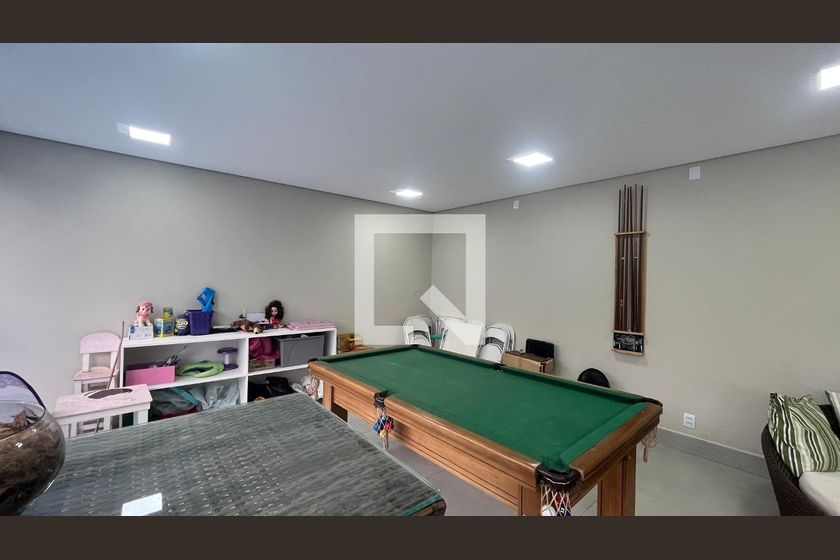 Casa à Venda - Mansões Santo Antônio, 5 Quartos,  1000 m2 em , Campinas - sp | SoloBR