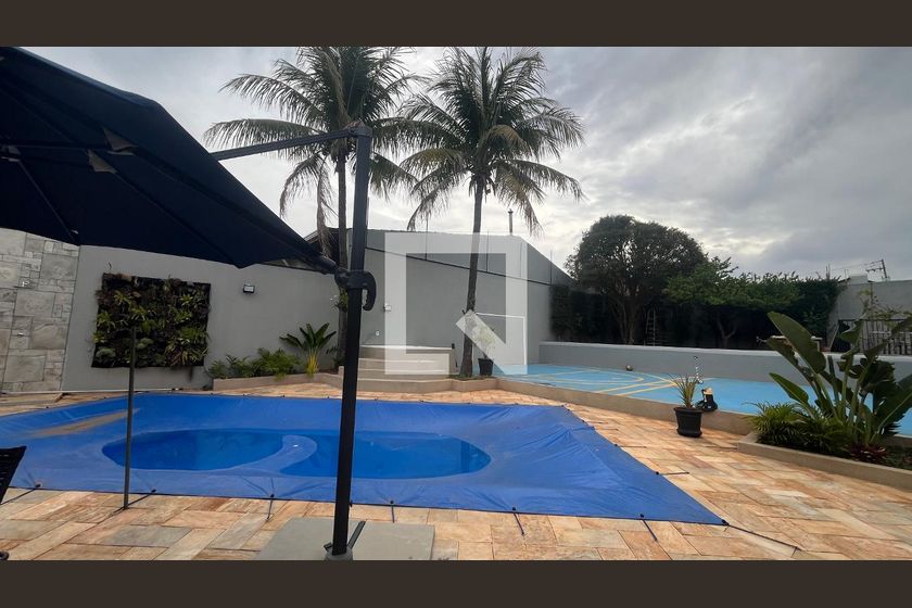 Casa à Venda - Mansões Santo Antônio, 5 Quartos,  1000 m2 em , Campinas - sp | SoloBR