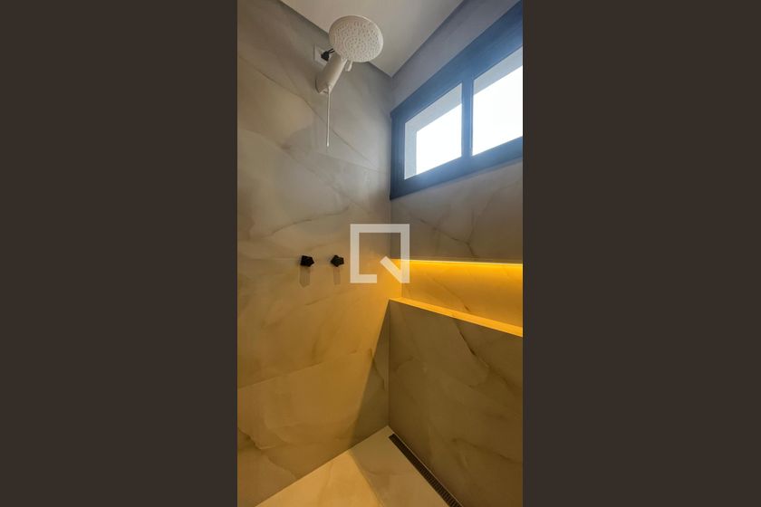 Casa à Venda - Mansões Santo Antônio, 5 Quartos,  1000 m2 em , Campinas - sp | SoloBR