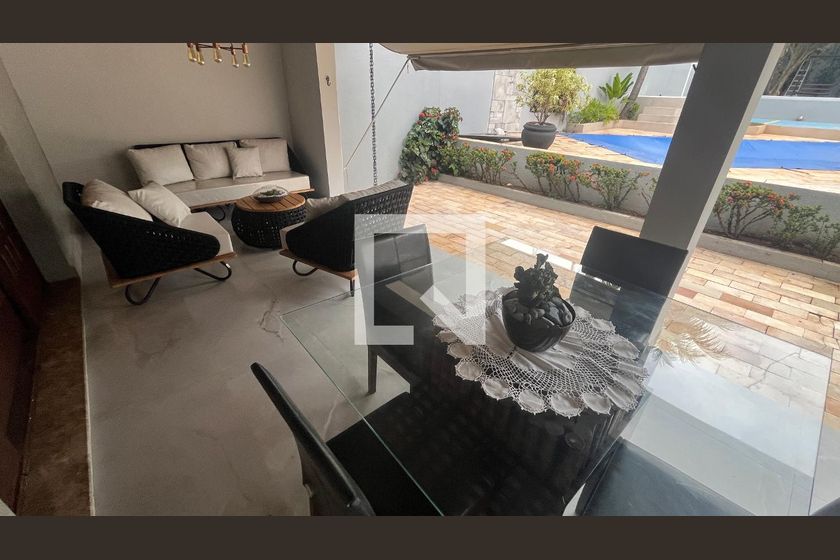 Casa à Venda - Mansões Santo Antônio, 5 Quartos,  1000 m2 em , Campinas - sp | SoloBR