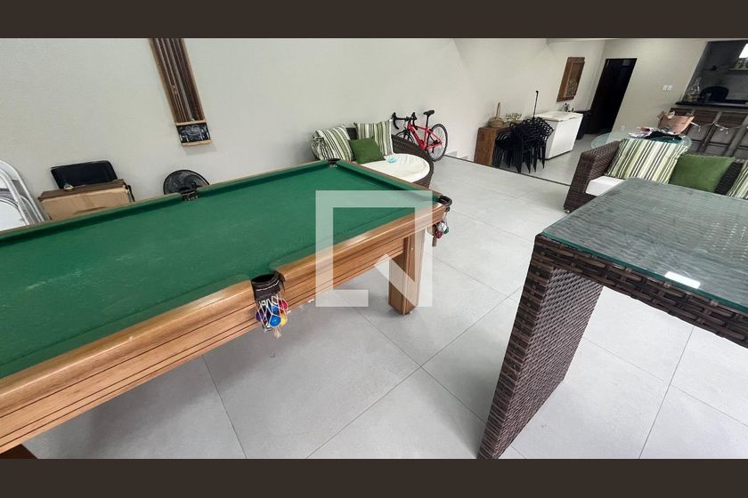 Casa à Venda - Mansões Santo Antônio, 5 Quartos,  1000 m2 em , Campinas - sp | SoloBR