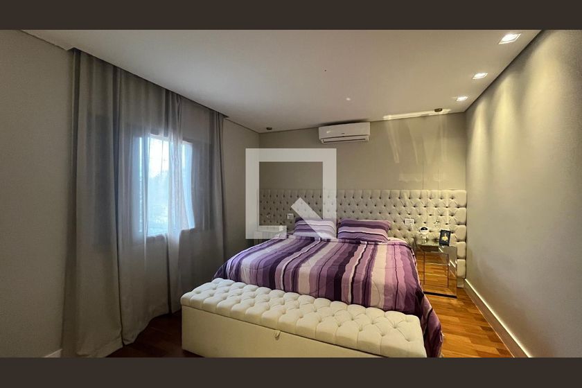 Casa à Venda - Mansões Santo Antônio, 5 Quartos,  1000 m2 em , Campinas - sp | SoloBR