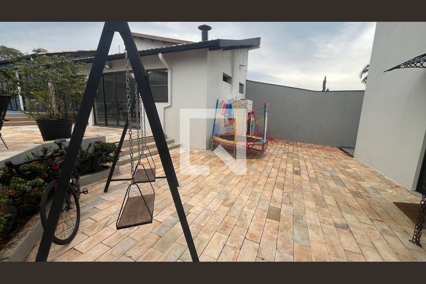 Casa à Venda - Mansões Santo Antônio, 5 Quartos,  1000 m2 em , Campinas - sp | SoloBR