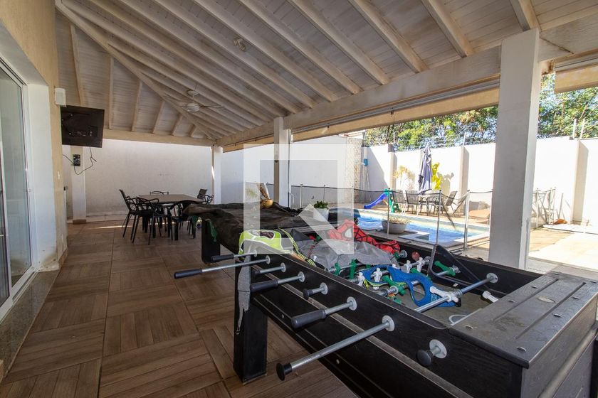 Casa à Venda - Jardim Santana, 4 Quartos,  450 m2 em , Campinas - sp | SoloBR