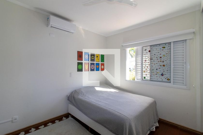 Casa à Venda - Jardim Santana, 4 Quartos,  450 m2 em , Campinas - sp | SoloBR