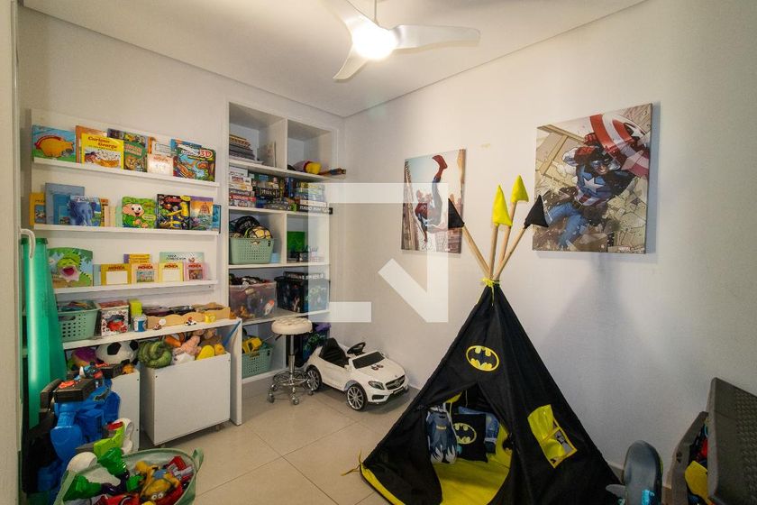 Casa à Venda - Jardim Santana, 4 Quartos,  450 m2 em , Campinas - sp | SoloBR