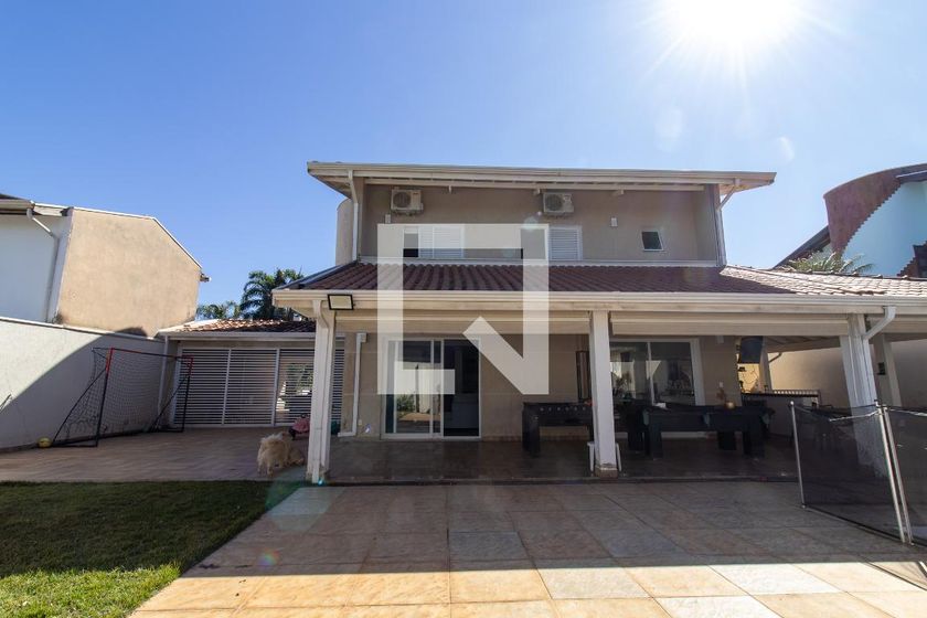 Casa à Venda - Jardim Santana, 4 Quartos,  450 m2 em , Campinas - sp | SoloBR