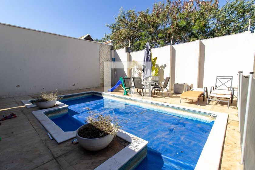 Casa à Venda - Jardim Santana, 4 Quartos,  450 m2 em , Campinas - sp | SoloBR