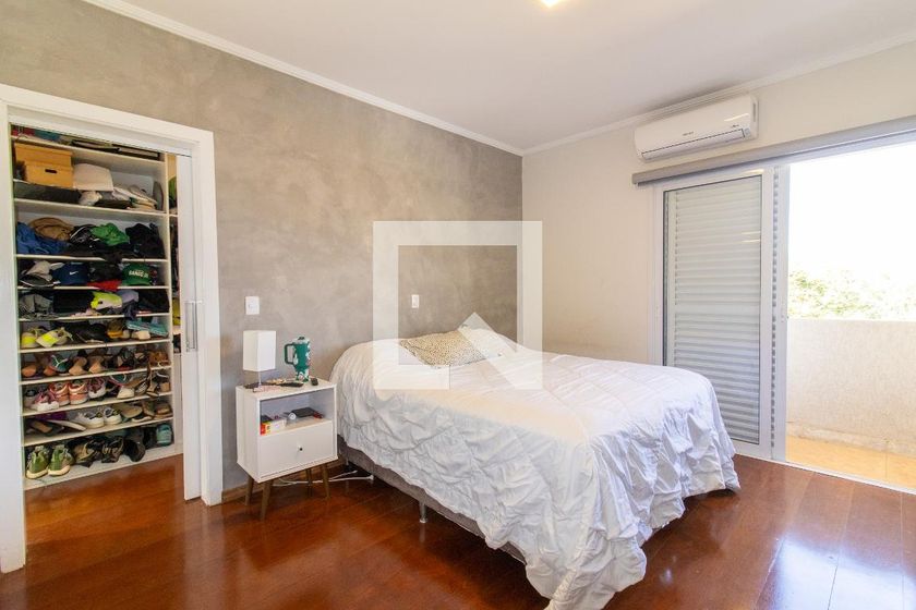 Casa à Venda - Jardim Santana, 4 Quartos,  450 m2 em , Campinas - sp | SoloBR