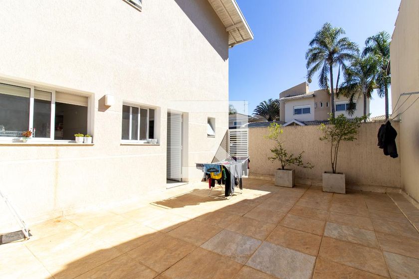 Casa à Venda - Jardim Santana, 4 Quartos,  450 m2 em , Campinas - sp | SoloBR