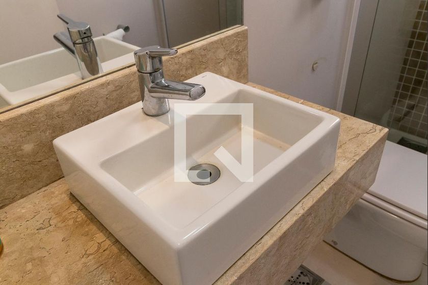 Casa à Venda - Swiss Park, 3 Quartos,  234 m2 em , Campinas - sp | SoloBR