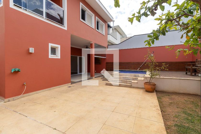 Casa à Venda - Swiss Park, 3 Quartos,  234 m2 em , Campinas - sp | SoloBR