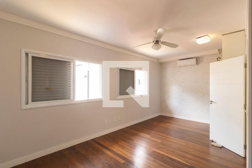 Casa à Venda - Swiss Park, 3 Quartos,  234 m2 em , Campinas - sp | SoloBR