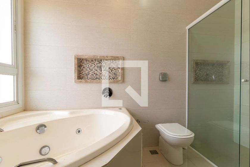 Casa à Venda - Swiss Park, 3 Quartos,  234 m2 em , Campinas - sp | SoloBR
