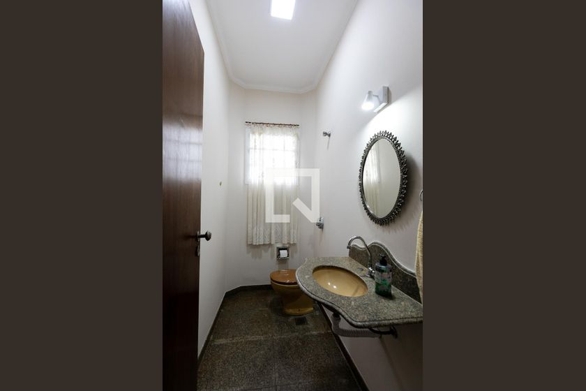 Casa à Venda - Mansões Santo Antônio, 6 Quartos,  500 m2 em , Campinas - sp | SoloBR