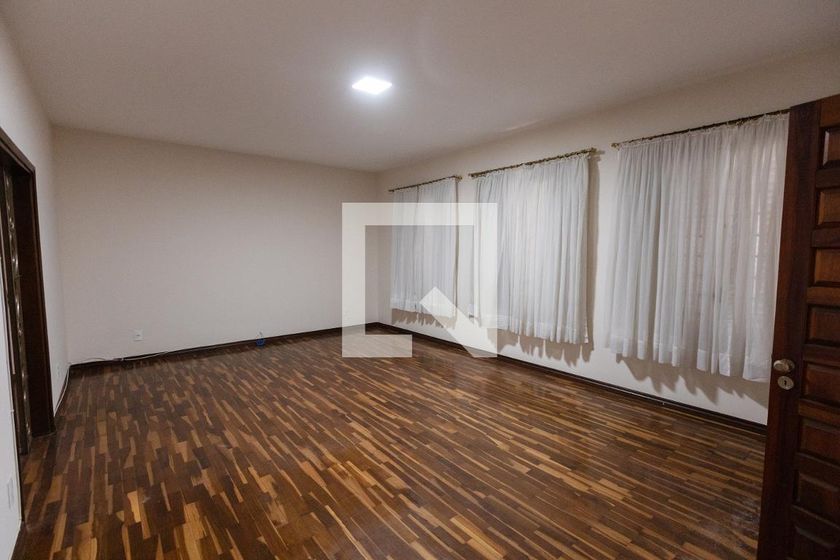 Casa à Venda - Mansões Santo Antônio, 6 Quartos,  500 m2 em , Campinas - sp | SoloBR