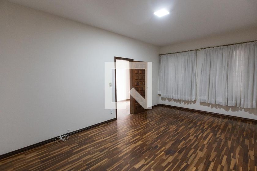 Casa à Venda - Mansões Santo Antônio, 6 Quartos,  500 m2 em , Campinas - sp | SoloBR
