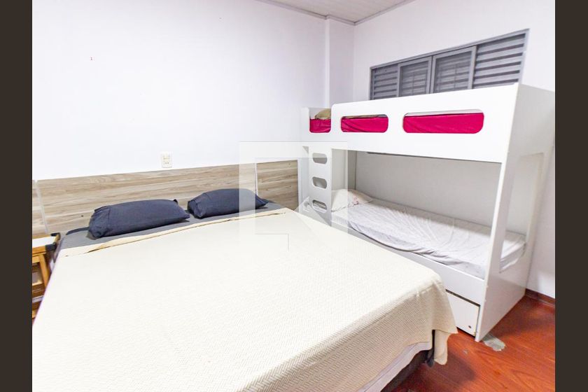 Casa, 4 quartos, 264 m² - Foto 44