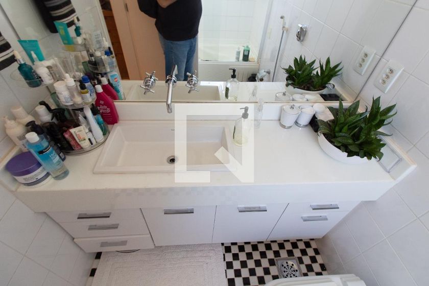 Apartamento à Venda - Jardim Flamboyant, 2 Quartos,  108 m2 em , Campinas - sp | SoloBR