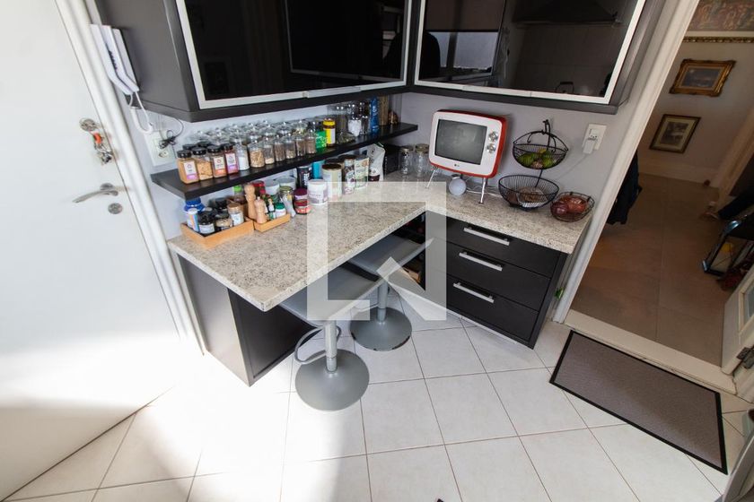 Apartamento à Venda - Jardim Flamboyant, 2 Quartos,  108 m2 em , Campinas - sp | SoloBR