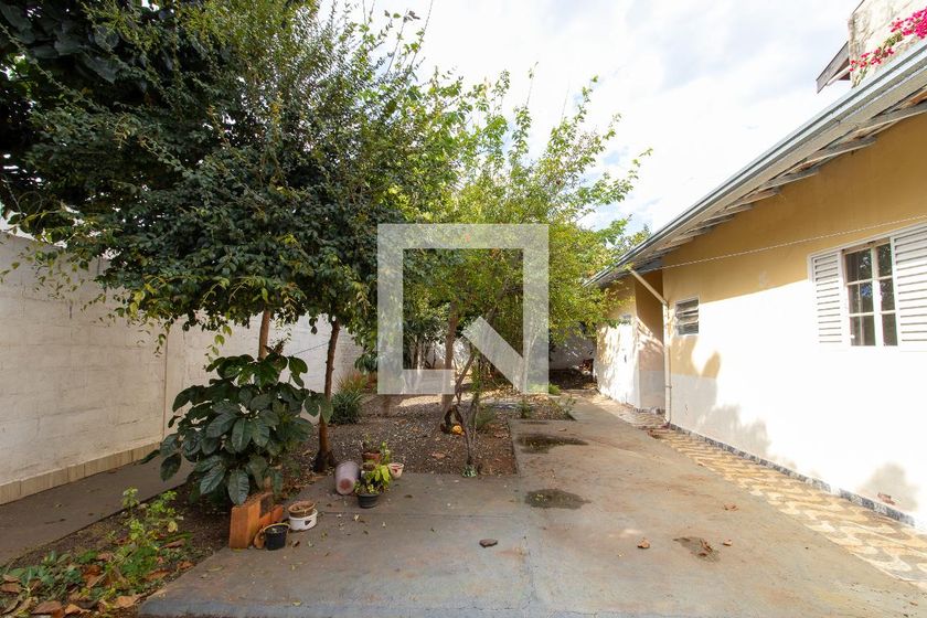 Casa à Venda - Barão Geraldo - Centro, 4 Quartos,  391 m2 em , Campinas - sp | SoloBR