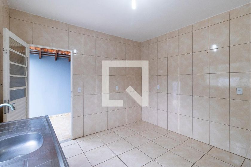 Casa à Venda - Parque Prado, 1 Quarto,  320 m2 em , Campinas - sp | SoloBR