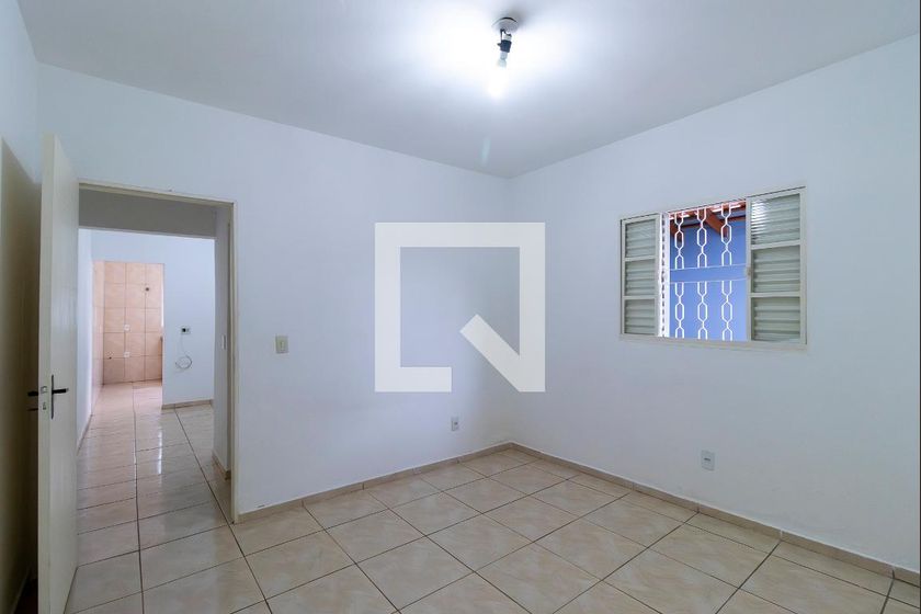 Casa à Venda - Parque Prado, 1 Quarto,  320 m2 em , Campinas - sp | SoloBR