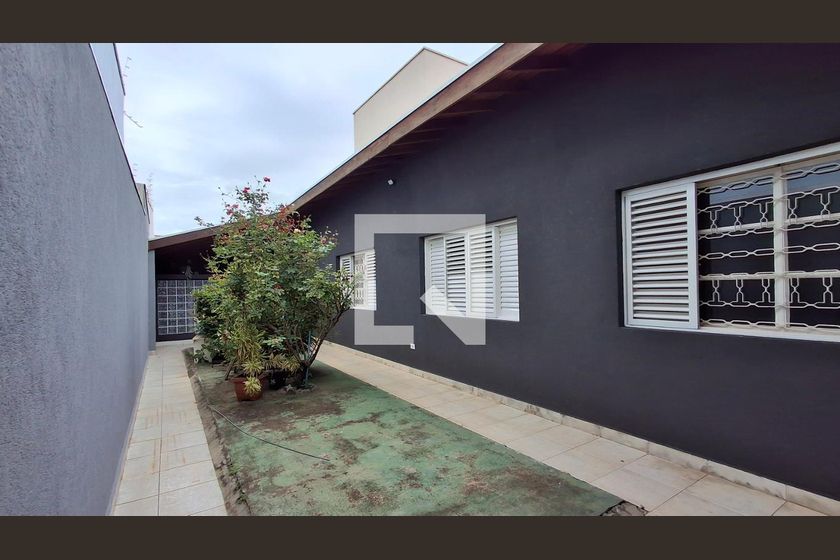 Casa à Venda - Mansões Santo Antônio, 4 Quartos,  315 m2 em , Campinas - sp | SoloBR