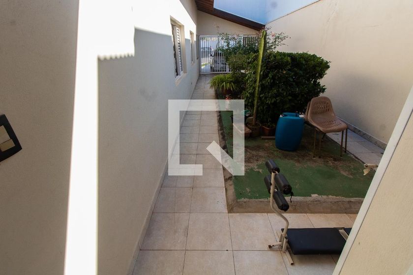 Casa à Venda - Mansões Santo Antônio, 4 Quartos,  315 m2 em , Campinas - sp | SoloBR
