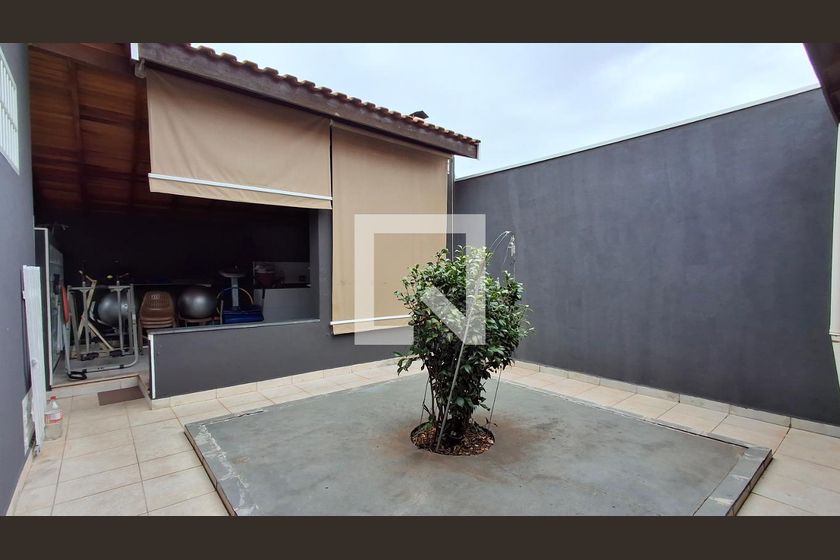 Casa à Venda - Mansões Santo Antônio, 4 Quartos,  315 m2 em , Campinas - sp | SoloBR