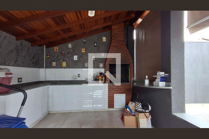 Casa à Venda - Mansões Santo Antônio, 4 Quartos,  315 m2 em , Campinas - sp | SoloBR