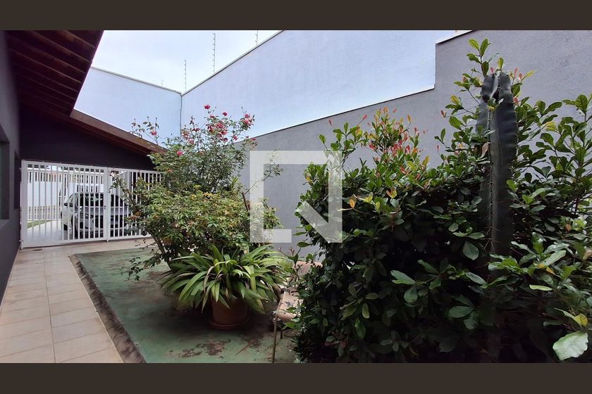 Casa à Venda - Mansões Santo Antônio, 4 Quartos,  315 m2 em , Campinas - sp | SoloBR
