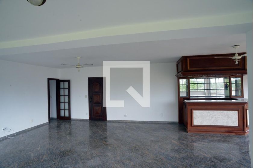 Apartamento, 3 quartos, 300 m² - Foto 1