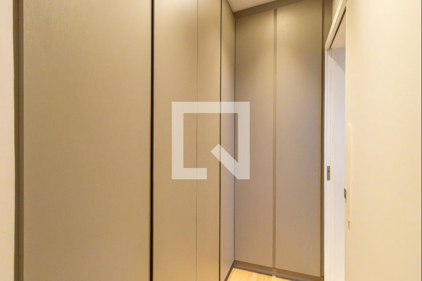 Casa à Venda - Swiss Park, 3 Quartos,  280 m2 em , Campinas - sp | SoloBR