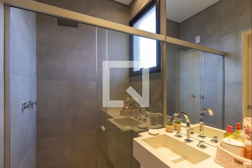 Casa à Venda - Swiss Park, 3 Quartos,  280 m2 em , Campinas - sp | SoloBR