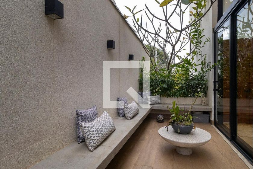 Casa à Venda - Swiss Park, 3 Quartos,  280 m2 em , Campinas - sp | SoloBR