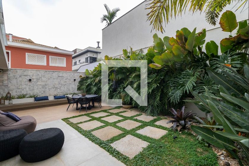 Casa à Venda - Swiss Park, 3 Quartos,  280 m2 em , Campinas - sp | SoloBR