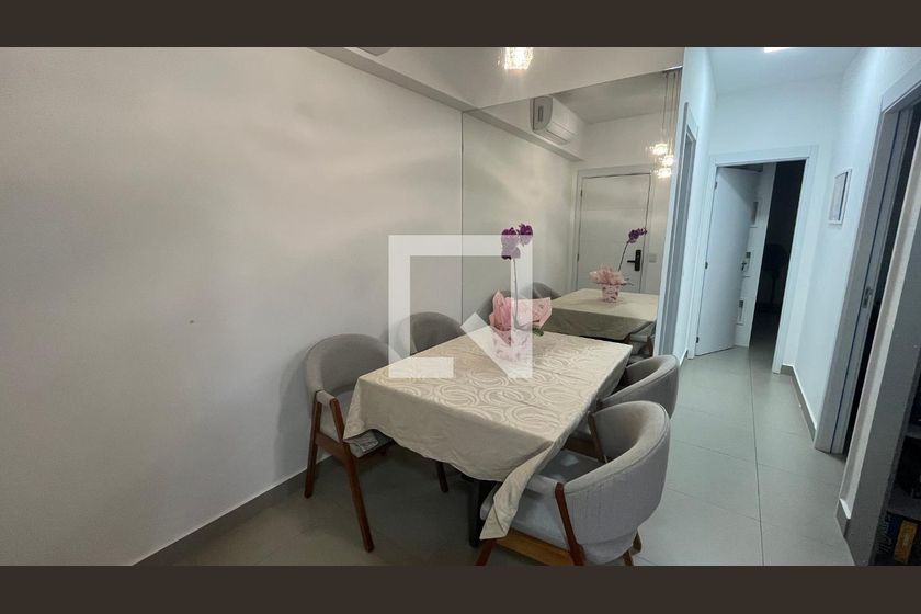 Apartamento à Venda - Mansões Santo Antônio, 2 Quartos,  61 m2 em , Campinas - sp | SoloBR