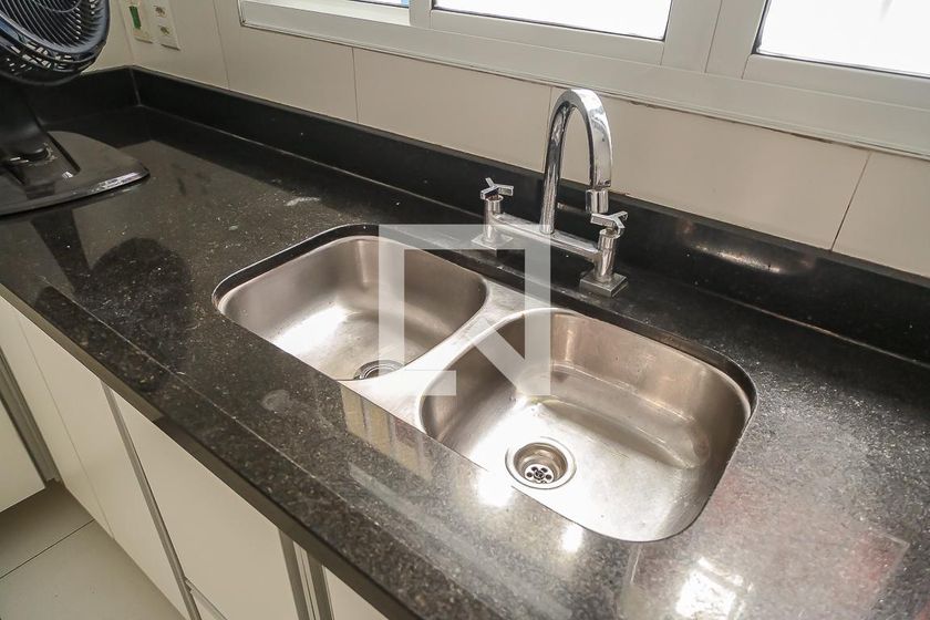 Casa, 3 quartos, 215 m² - Foto 81