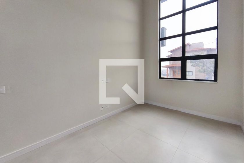 Casa à Venda - Swiss Park, 3 Quartos,  260 m2 em , Campinas - sp | SoloBR
