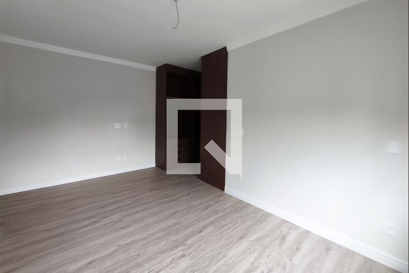 Casa à Venda - Swiss Park, 3 Quartos,  260 m2 em , Campinas - sp | SoloBR