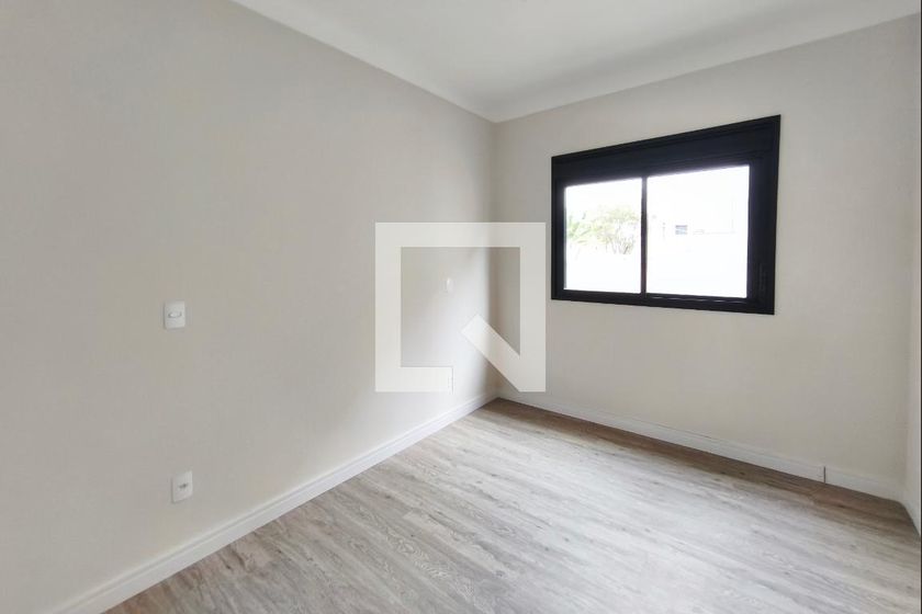 Casa à Venda - Swiss Park, 3 Quartos,  260 m2 em , Campinas - sp | SoloBR