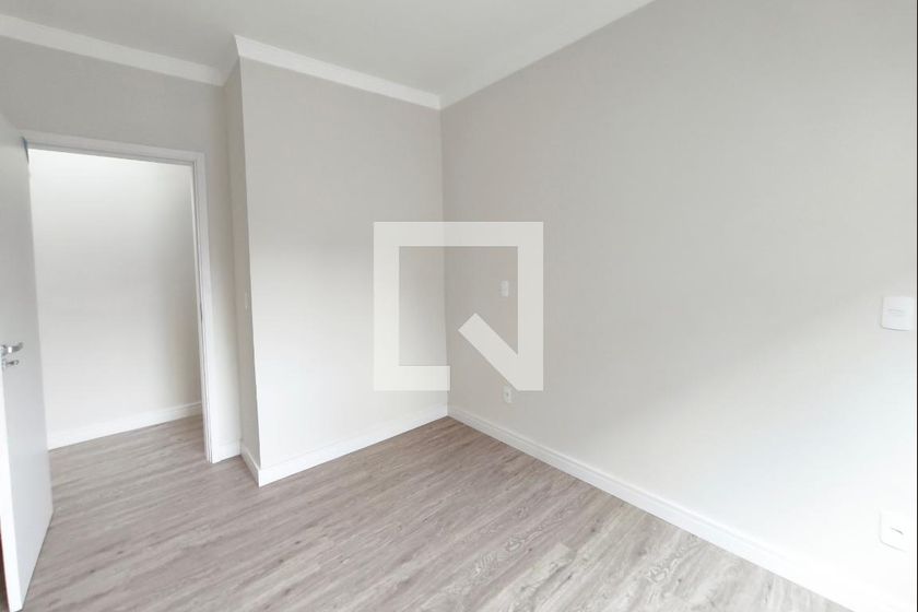 Casa à Venda - Swiss Park, 3 Quartos,  260 m2 em , Campinas - sp | SoloBR