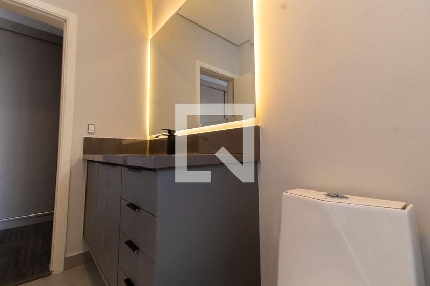Casa à Venda - Lot. Alphaville Campinas, 4 Quartos,  411 m2 em , Campinas - sp | SoloBR